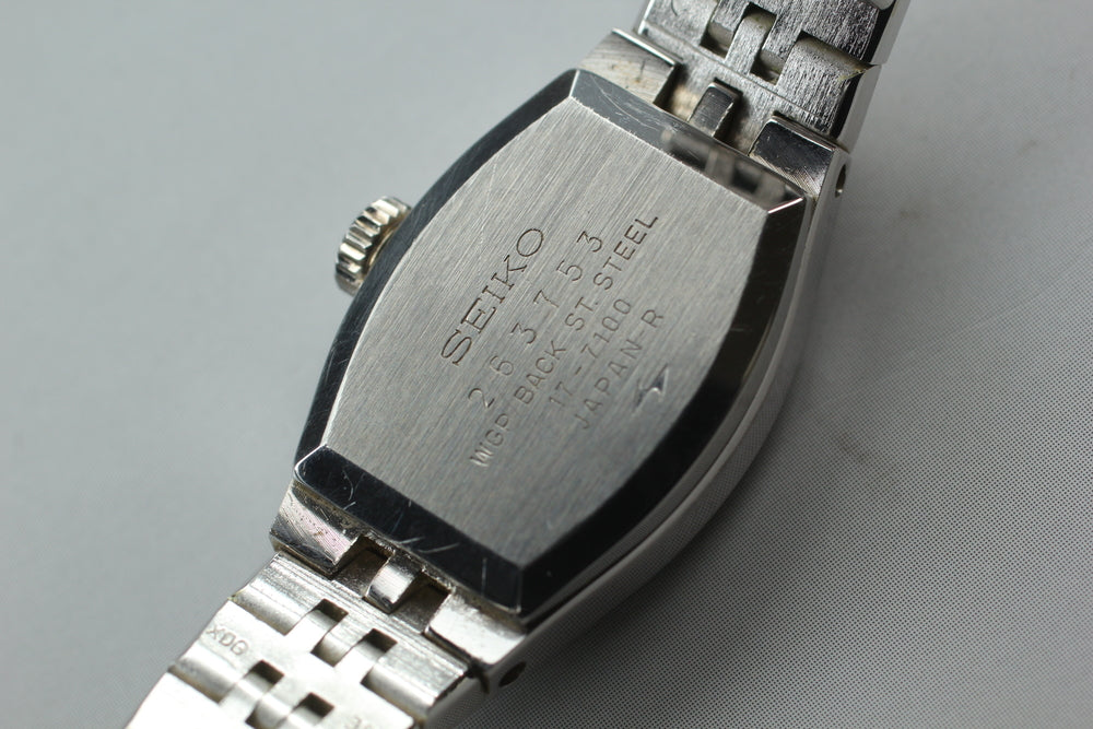 SEIKO Silver Manual Ladies Watch