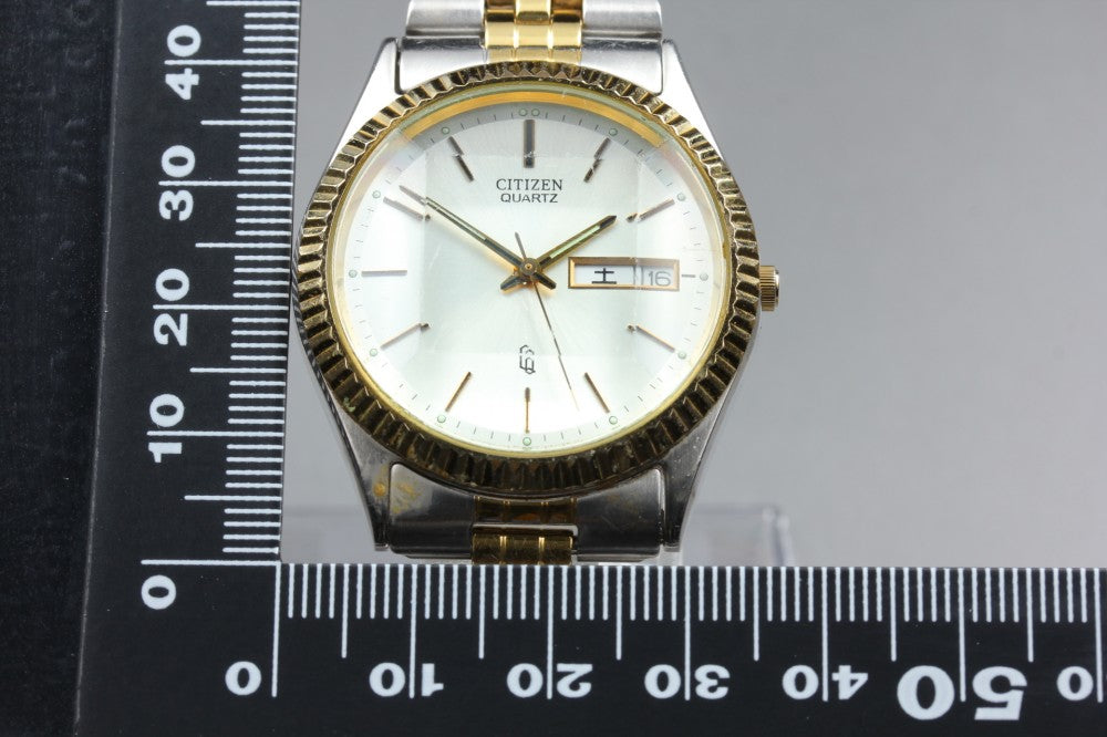 CITIZEN CQ 6100-K09311 Silver Quartz 34.4mm Men's Watch 1989