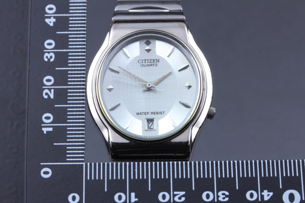 CITIZEN 5510-S70223 Silver Quartz 30.4mm Men's Watch 1990
