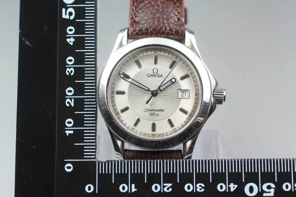 Near MINT OMEGA Seamaster 196.1501 Cal.1538 Silver Quartz 38mm Men's Watch