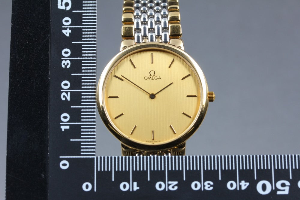 Near MINT OMEGA De Ville 395.0875.2 Cal.1378 Gold Quartz 32.4mm Men's Watch 1989