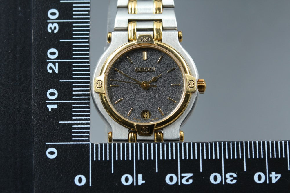 Near MINT GUCCI 9000L Black Quartz 25mm Ladies Watch