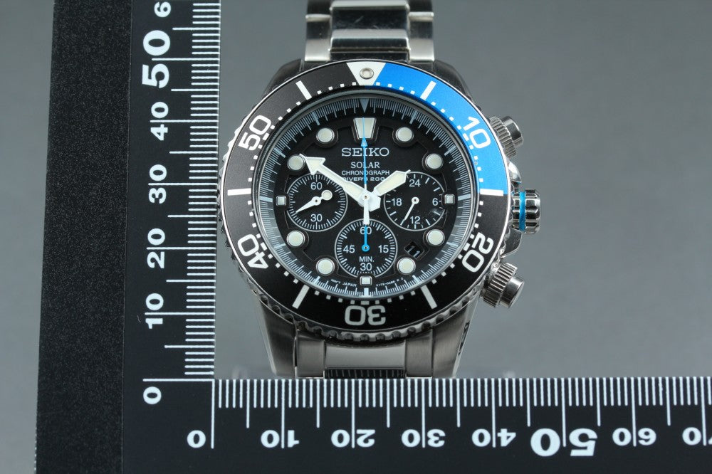 Near MINT SEIKO Prospex V175-0AD0 Black Solar 42.6mm Men's Watch