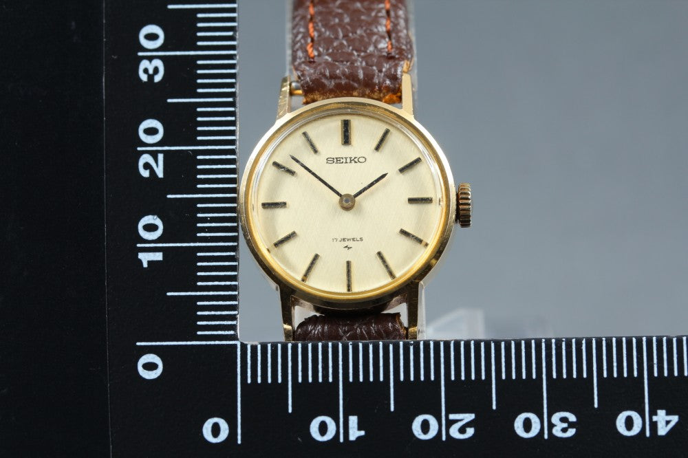 SEIKO 11-0720 Gold Manual 21.7mm Ladies Watch 1974