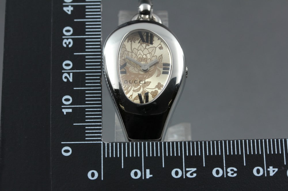 Near MINT GUCCI 103 Gold Quartz 21.2mm Ladies Watch