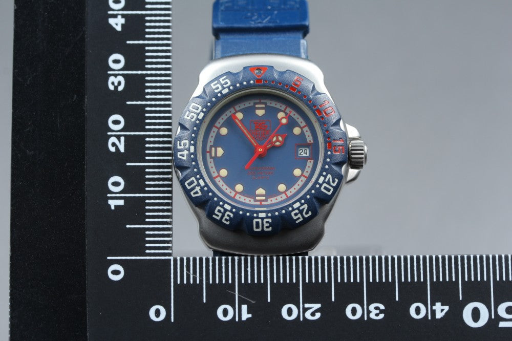 Near MINT TAG Heuer Formula 1 WA1410 Blue Quartz 28.5mm Ladies Watch