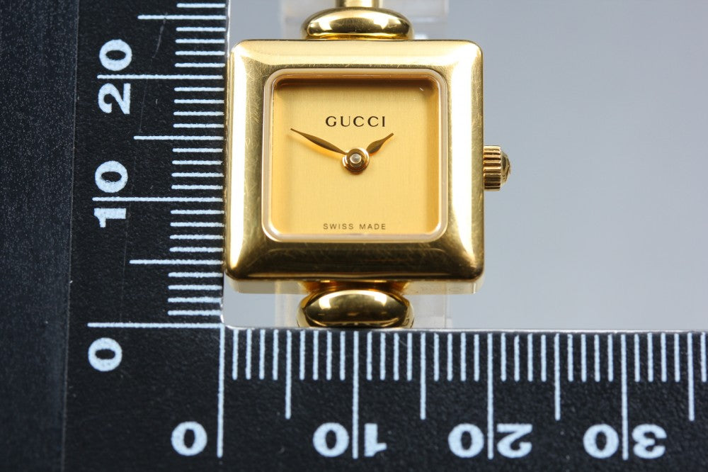 Near MINT GUCCI 1900L Gold Quartz 19.6mm Ladies Watch
