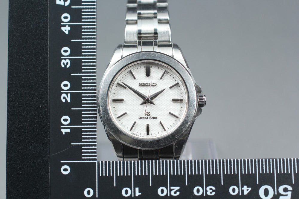 Near MINT Grand Seiko STGF043/4J51-0AB0 White Quartz 28.5mm Ladies Watch