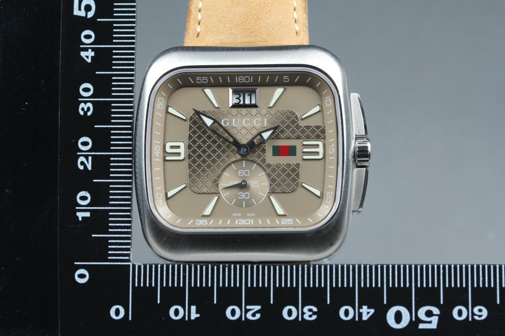 Near MINT GUCCI Coupe YA131301/131.3 Beige Quartz 39.4mm Men's Watch
