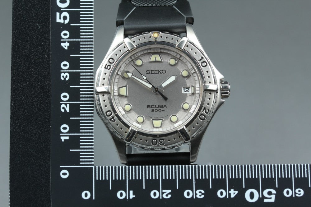 Near MINT SEIKO Scuba 7N35-6050 Silver Quartz 40.3mm Men's Watch 1993