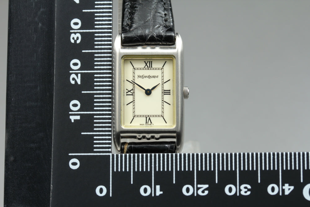 Near MINT Yves Saint Laurent 5420-F46878 White Quartz 17.1mm Ladies Watch – photo 10