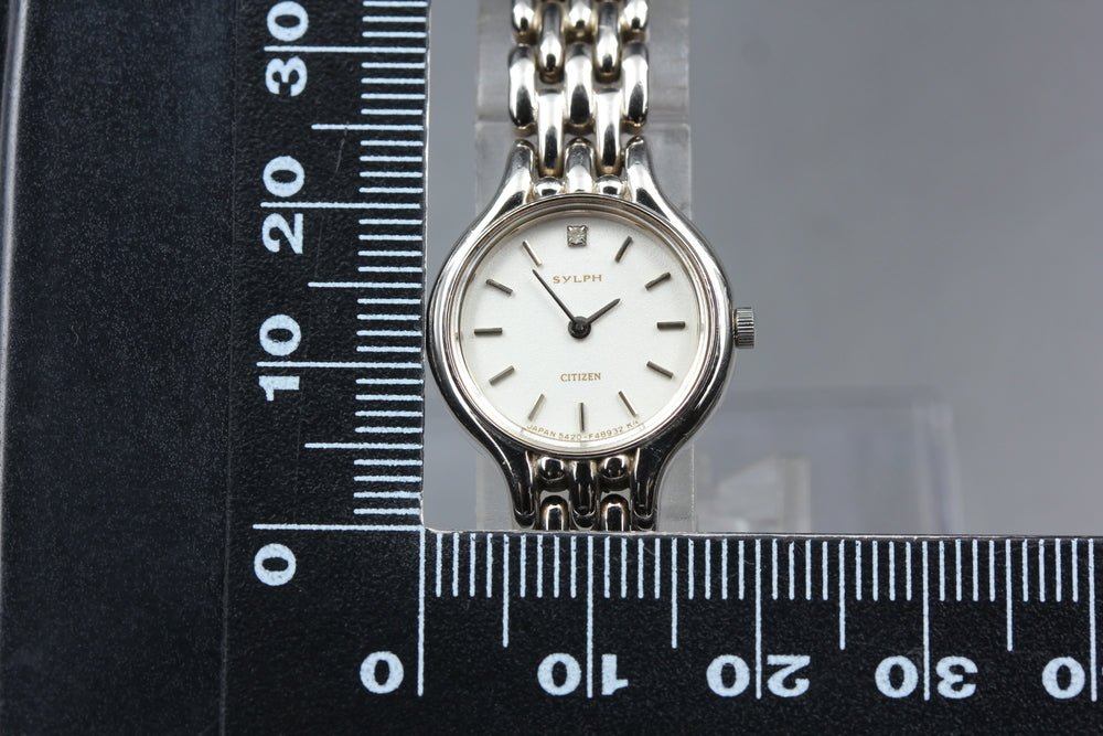 Near MINT CITIZEN SYLPH 5420-F45081 Silver Quartz 19mm Ladies Watch