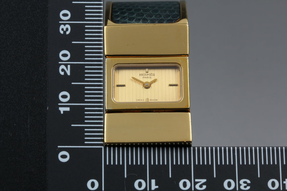Near MINT HERMES Loquet L01.201 Gold Quartz 19mm Ladies Watch