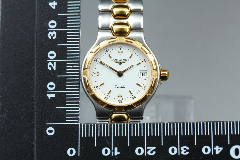 Near MINT LONGINES Conquest L1.114.3 White Quartz 25mm Ladies Watch