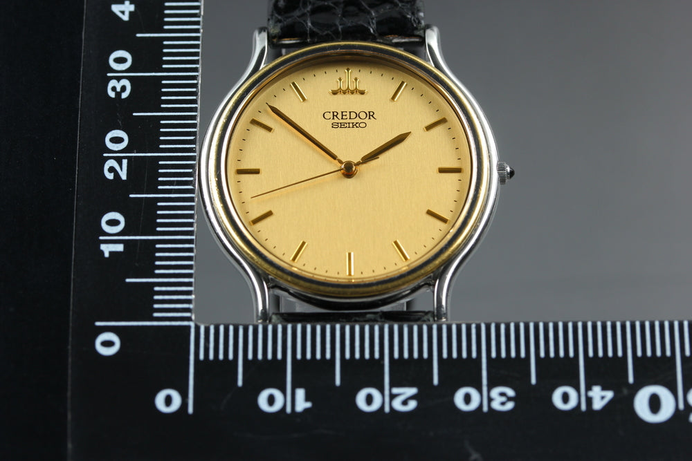 Near MINT SEIKO Credor 8J81-6B00 Gold Quartz 32mm Men's Watch 1996