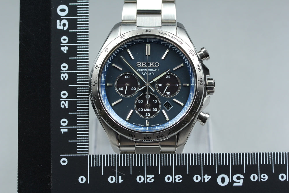 MINT SEIKO V175-0FA0 Navy Solar 42mm Men's Watch