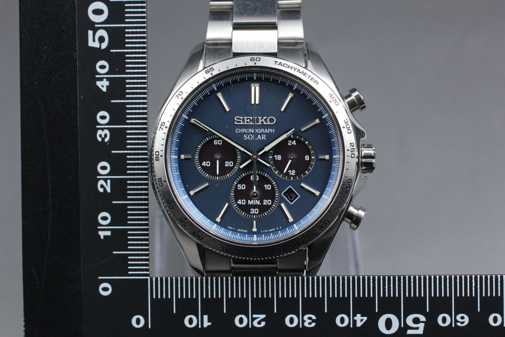 Near MINT SEIKO V175-0FA0 Blue Quartz 42mm Men's Watch