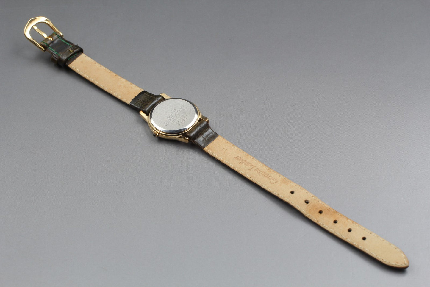 Vintage 1988 Near MINT SEIKO Exceline 1221-0160 Ladies Quartz Watch Gold Arabic