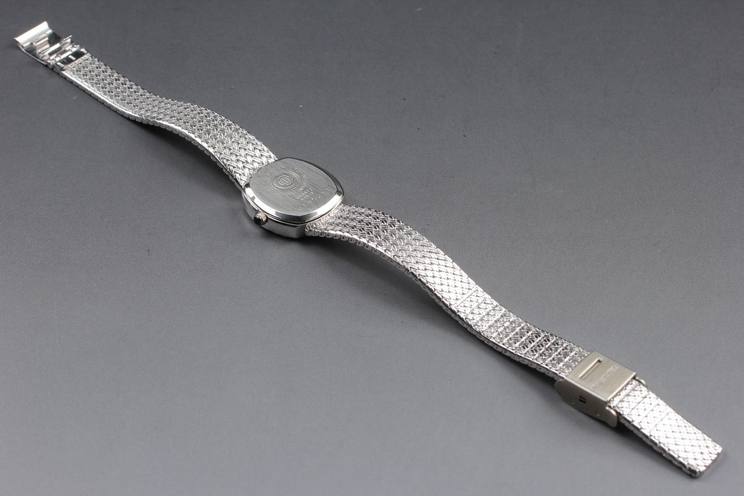 Top MINT w/ New Battery CYMA 616SP Silver Mesh Bracelet 22mm Quartz Ladies Watch