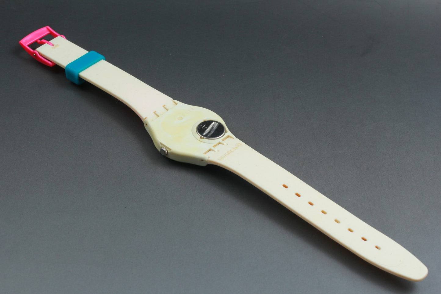 Exc+5 Swatch Transition GZ248 White Dial Red Blue Quartz 34mm Men's Watch 2011