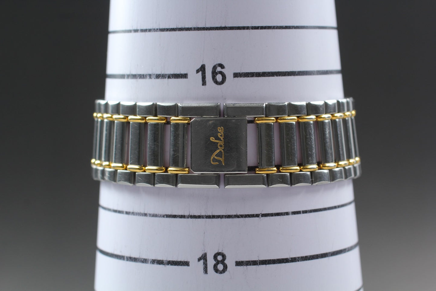 Vintage 1987 Near MINT SEIKO Dolce 7741-6050 Cream Dial 32mm Quartz Men's Watch