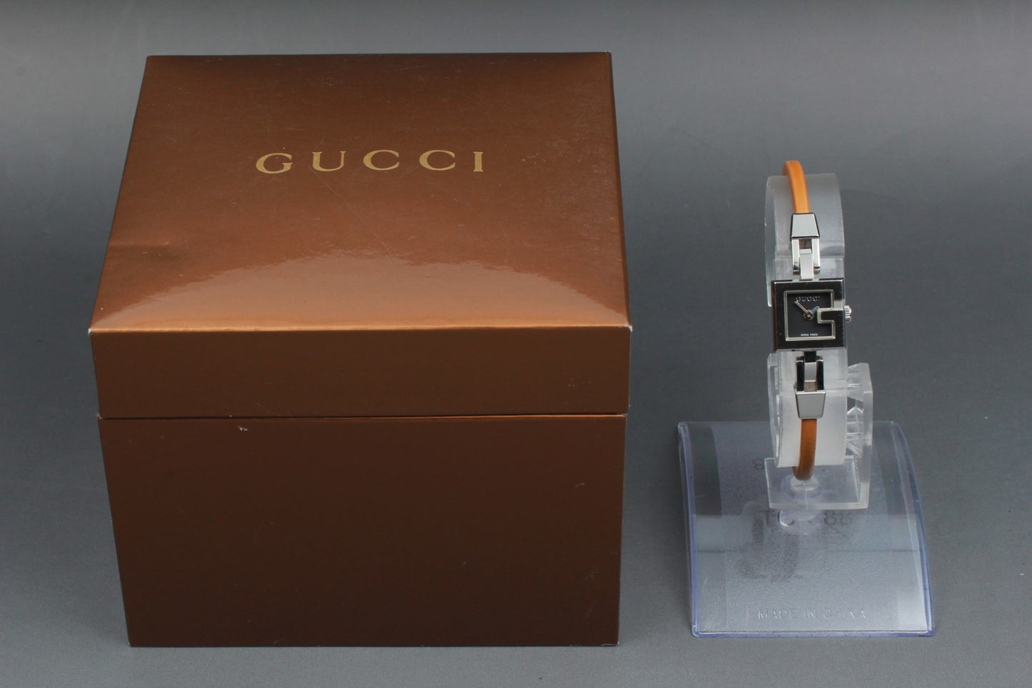 Near MINT / Box GUCCI Mini G 102 Black Dial 14mm Quartz Ladies Watch From JAPAN