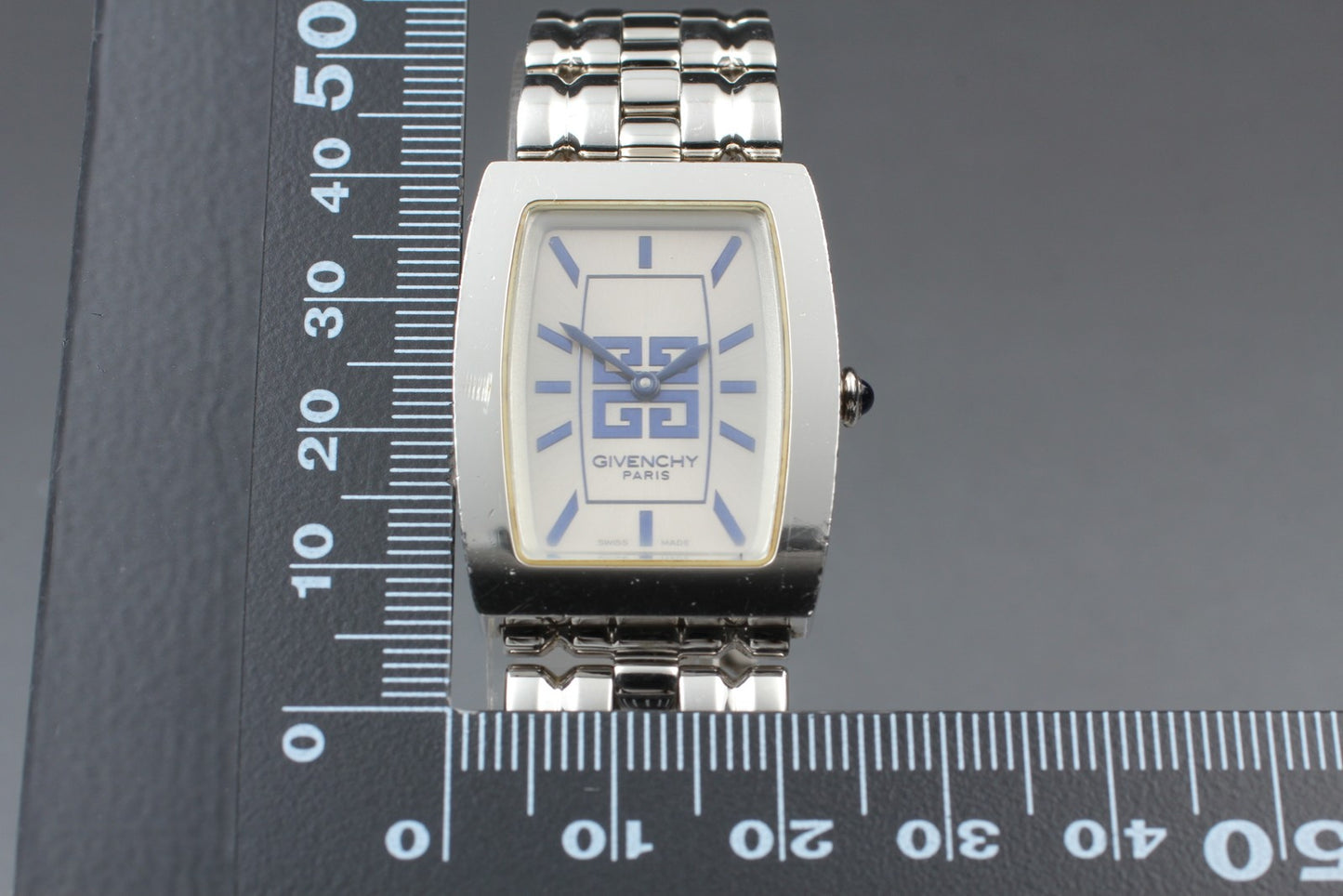 New Battery Near MINT Givenchy Square Tank Silver Quartz 24mm Men's Watch JAPAN