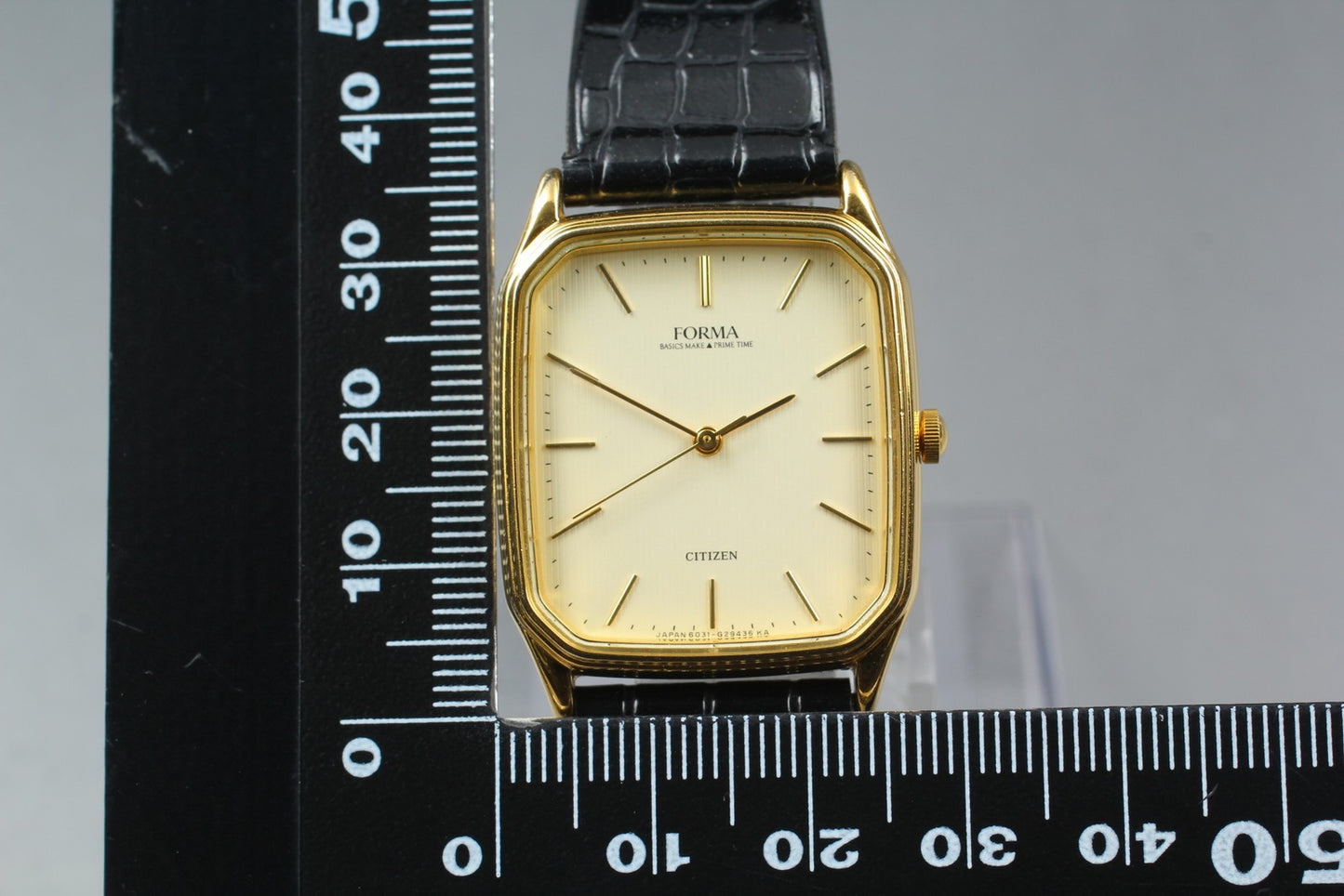 Vintage 1992 Near MINT Citizen Forma 6031-G07664 Gold Octagon Quartz Men's Watch