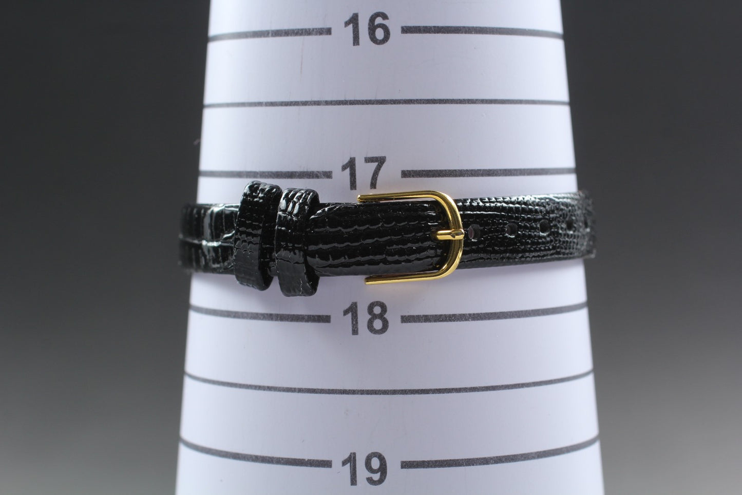 Exc+5 w/ Box Gucci 2000L White Roman Dial Sherry Line 21mm Quartz Ladies Watch