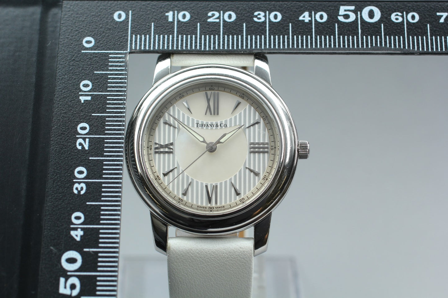 N MINT w/ Card Tiffany&Co. Z0046.17.10A91A40A 37mm Quartz Ladies Watch JAPAN