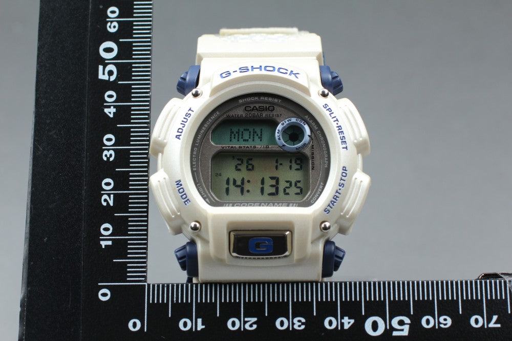 Near MINT CASIO G-Shock DW-8800 LCD Quartz 43.0mm Men's Watch