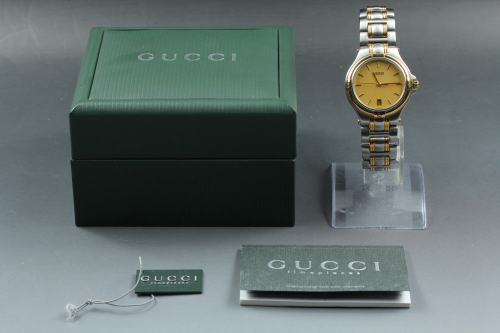 Near MINT GUCCI 9040M Gold Quartz 34.3mm Men's Watch
