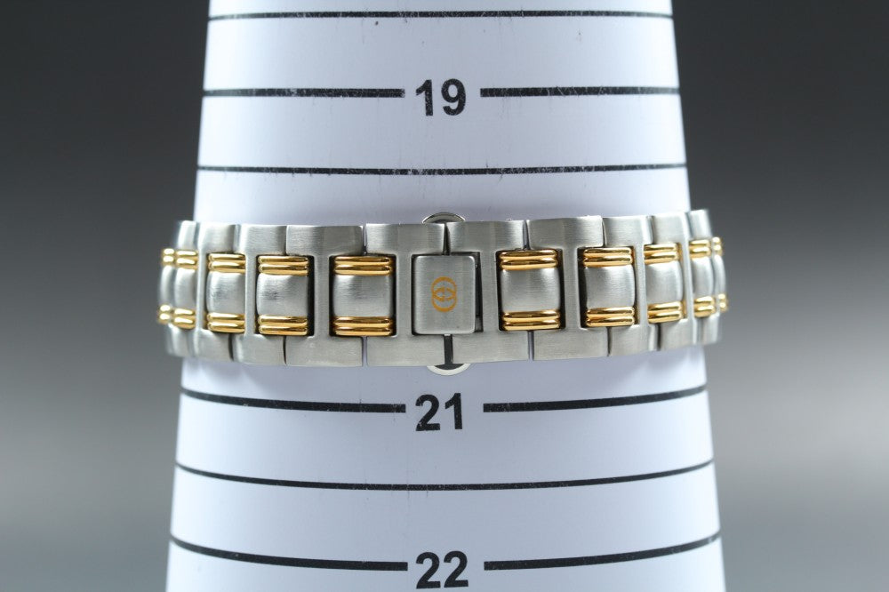 Near MINT GUCCI 9040M Gold Quartz 34.3mm Men's Watch
