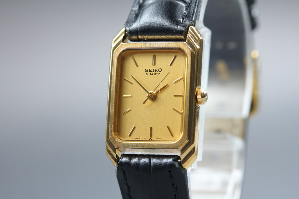 SEIKO 7321-5370 Gold Quartz 18.7mm Ladies Watch 1985