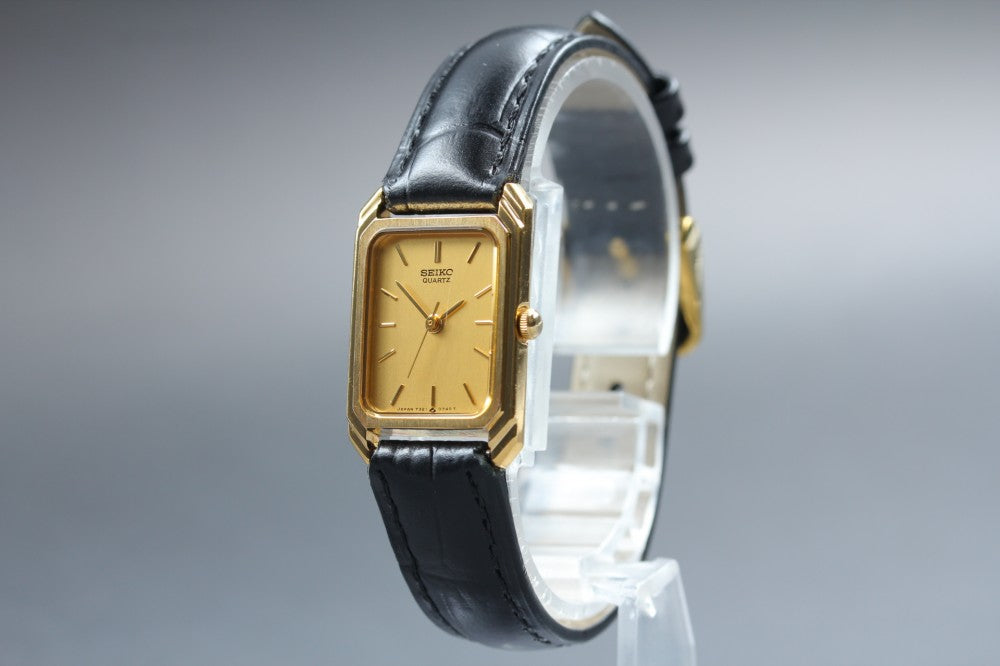 SEIKO 7321-5370 Gold Quartz 18.7mm Ladies Watch 1985