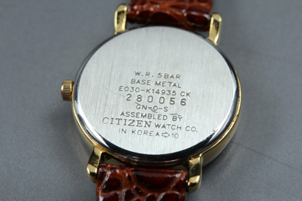 Near MINT CITIZEN Junction E030-K14935 White Solar 24mm Ladies Watch