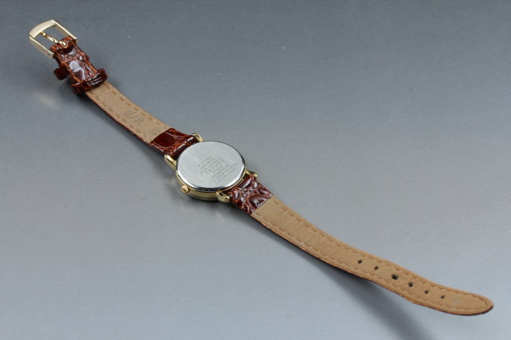 Near MINT CITIZEN Junction E030-K14935 White Solar 24mm Ladies Watch
