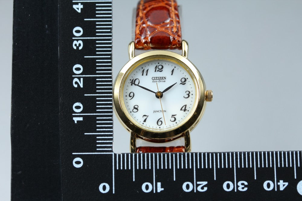 Near MINT CITIZEN Junction E030-K14935 White Solar 24mm Ladies Watch