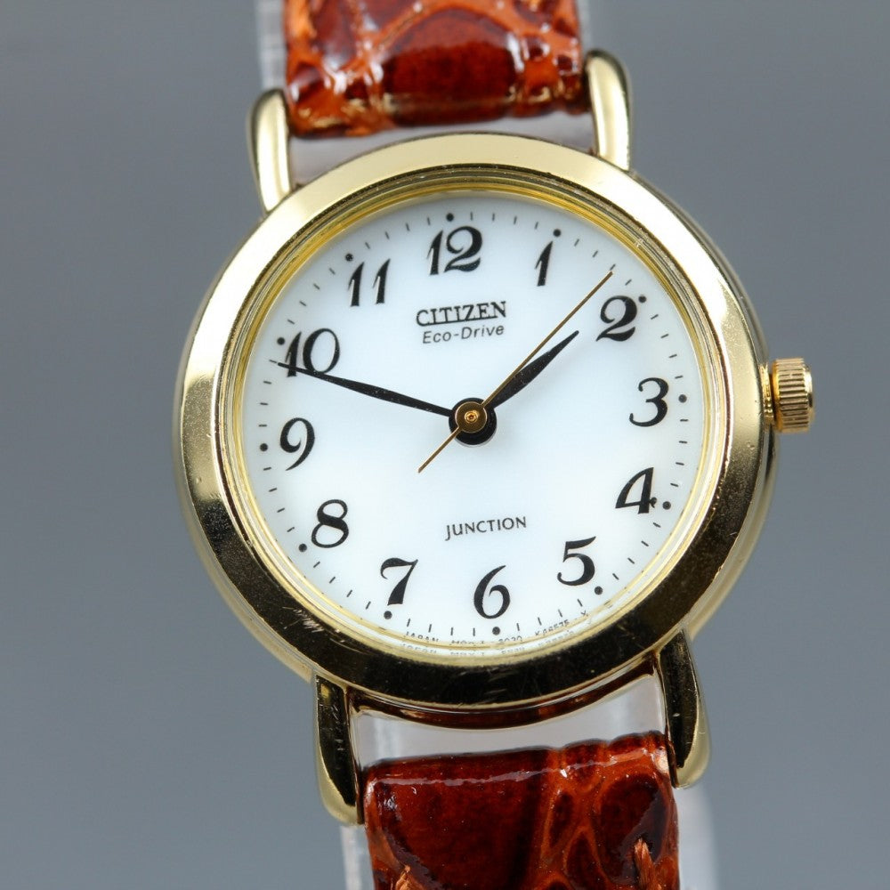 Near MINT CITIZEN Junction E030-K14935 White Solar 24mm Ladies Watch