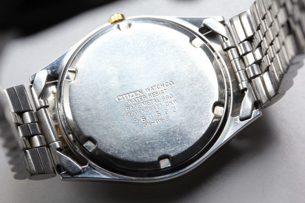 CITIZEN CQ 6100-K09311 Silver Quartz 34.4mm Men's Watch 1989