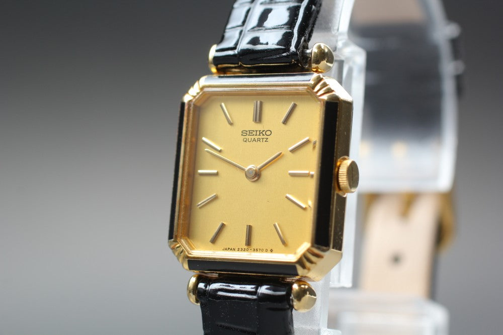 SEIKO 2320-676A Gold Quartz 19.5mm Ladies Watch 1982