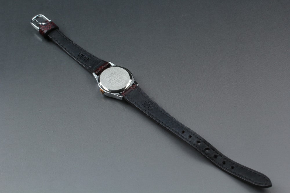 Near MINT SEIKO Aruba VX01-K989 Silver Quartz 21mm Ladies Watch