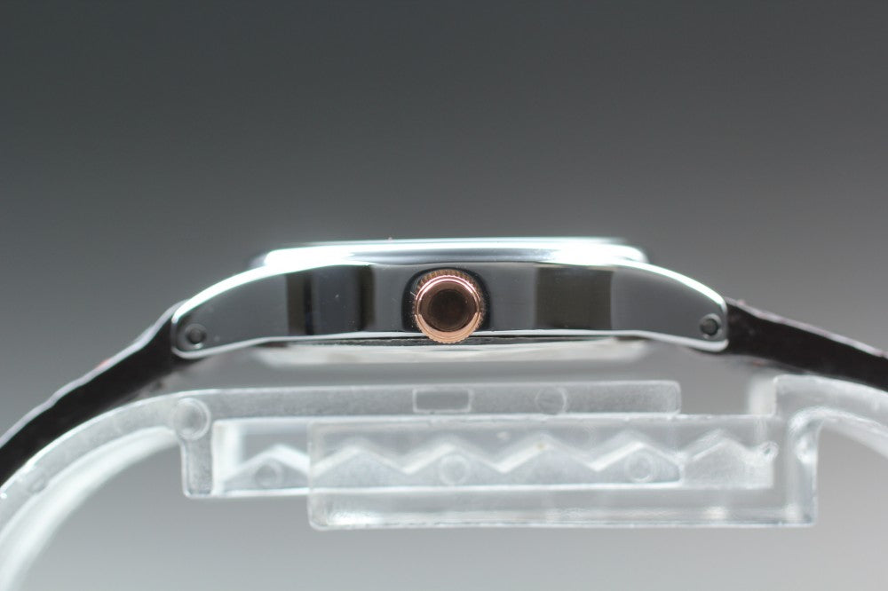Near MINT SEIKO Aruba VX01-K989 Silver Quartz 21mm Ladies Watch