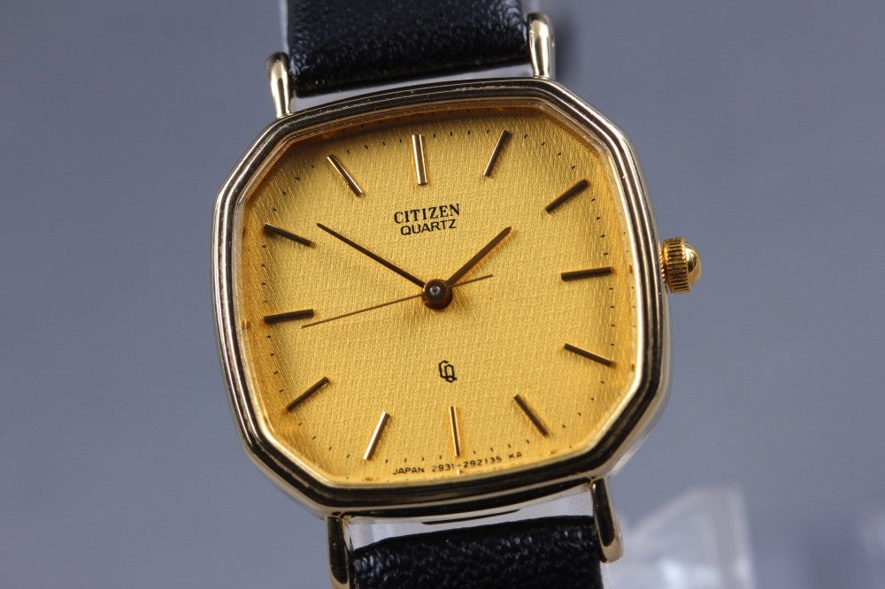 Near MINT CITIZEN 2931-291603 Gold Quartz 22.7mm Ladies Watch 1993