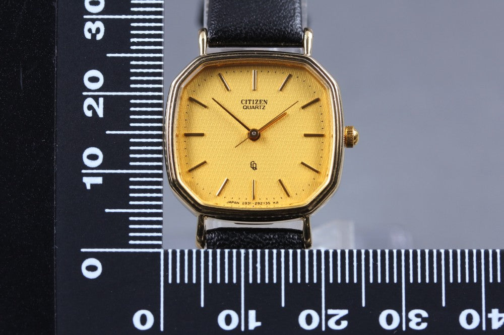 Near MINT CITIZEN 2931-291603 Gold Quartz 22.7mm Ladies Watch 1993