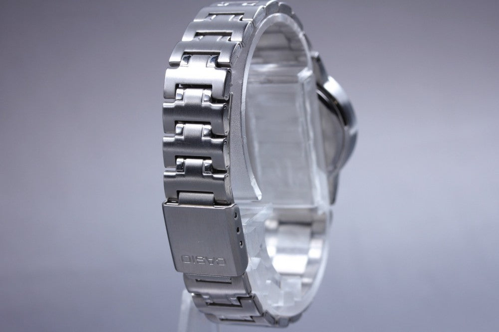 Near MINT CASIO LTP-1177 Pink Quartz 24mm Ladies Watch