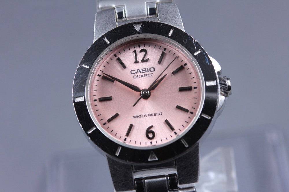Near MINT CASIO LTP-1177 Pink Quartz 24mm Ladies Watch