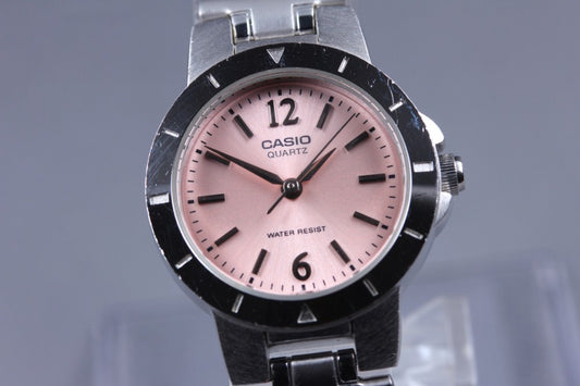 Near MINT CASIO LTP-1177 Pink Quartz 24mm Ladies Watch