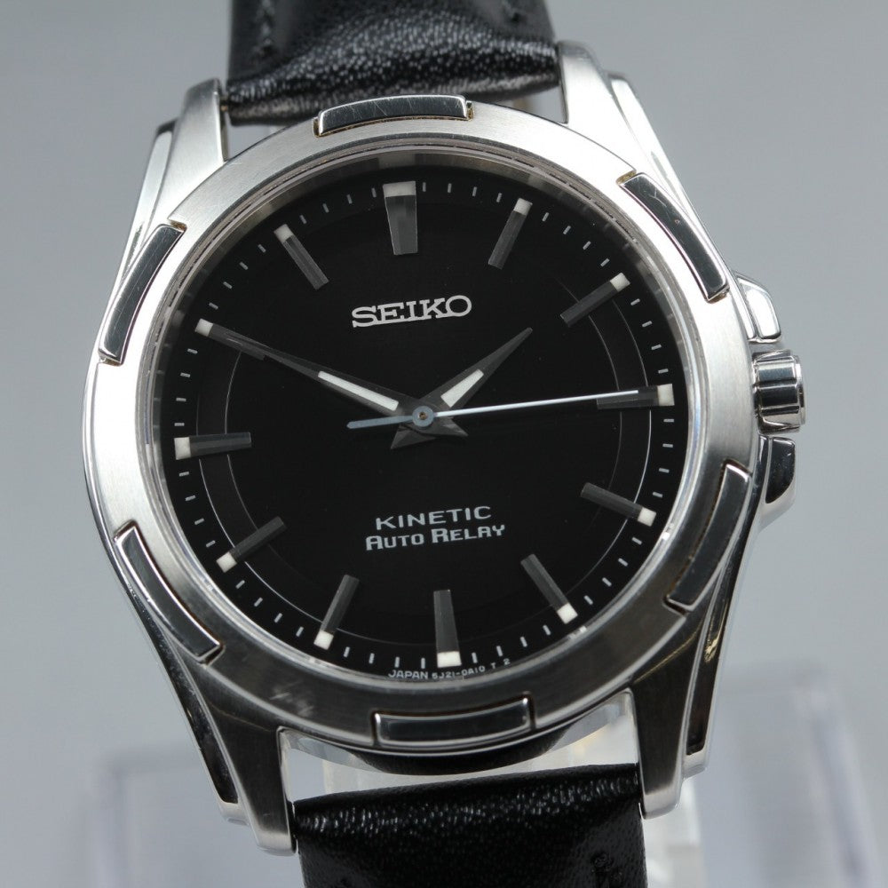 Near MINT SEIKO KINETIC AUTO RELAY 5J21-0A10 Black Quartz 34.8mm Men's Watch 1999