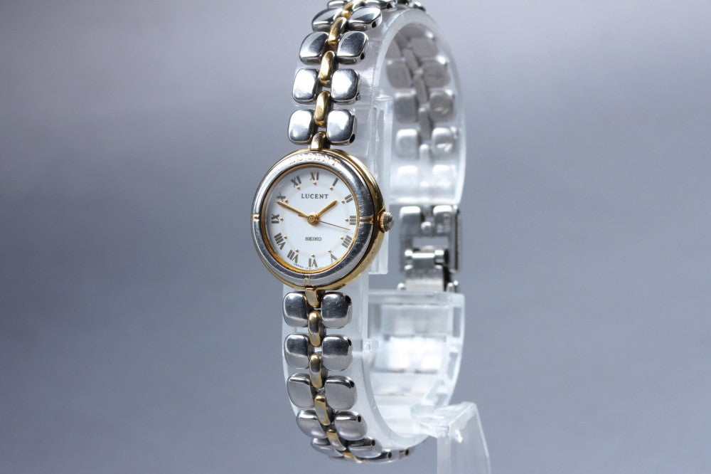 SEIKO Lucent 1F21-0E50 White Quartz 21.3mm Ladies Watch 1991